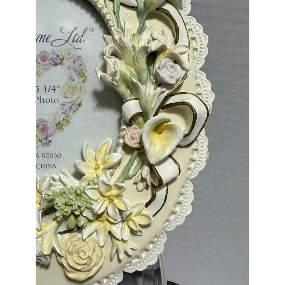 VTG‎ Lady Jayne Ltd Floral Oval Picture Frame 4x5 Romantic Wedding Cottage Chic